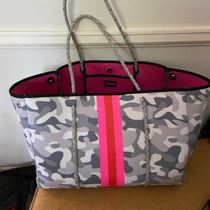Haute Shore tote - gray camo and pink